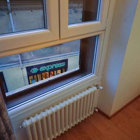 Fast Wifi E Netflix -- Centro Di Rho Vicino Stazione Apartman Kültér fotó